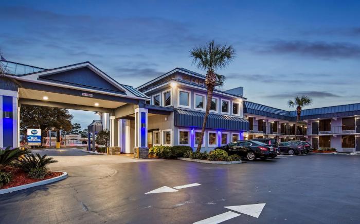 Best Western Central Inn
