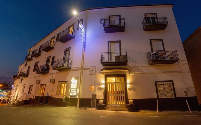 Naro Suites and Rooms