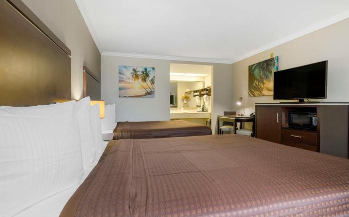 Bestwestern Redondo Beach Galleria Inn Hotel - Beach City LA 