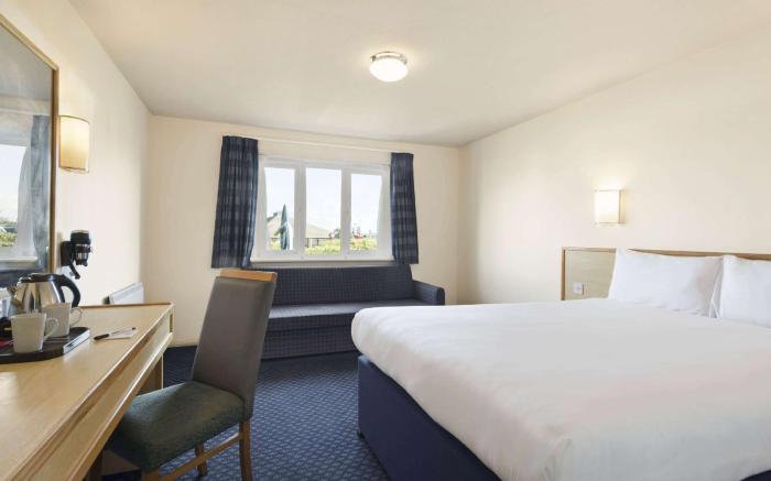 Days Inn by Wyndham Sutton Scotney North
