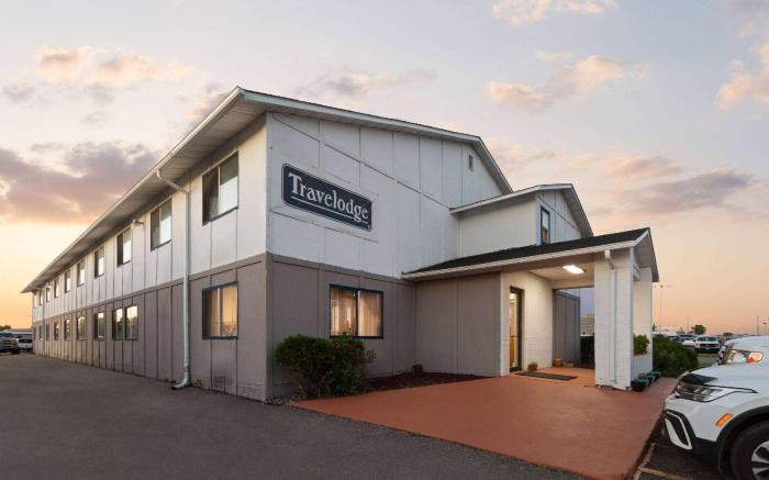 Travelodge by Wyndham Redwood Falls