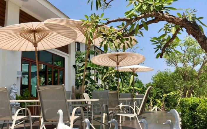 Kokhaburi Hotel