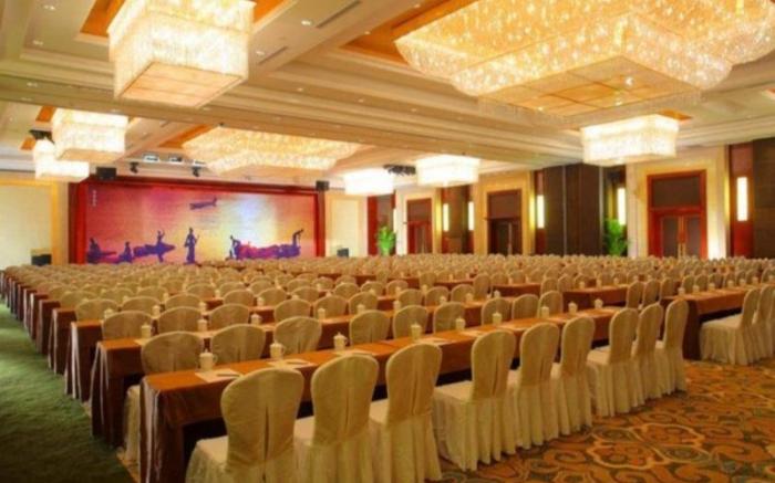 New Century Grand Hotel Zhuji Yaojiang