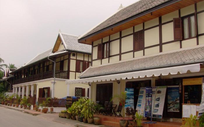 Villa Somphong