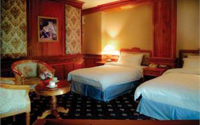 Angkham Hotel