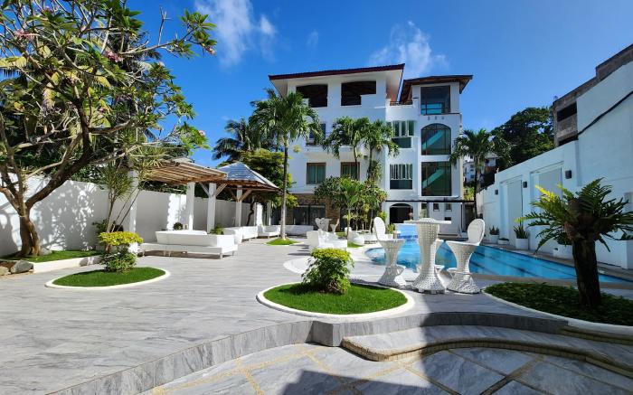 Boracay Beach Club