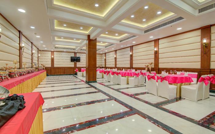 Hotel Home In (By Amrik Sukhdev)