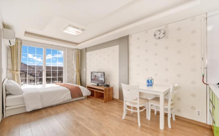 Gangneung Windmill Pension