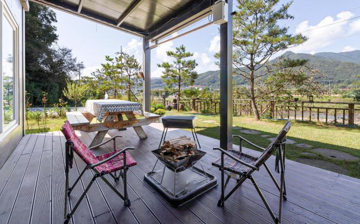 Gapyeong Myeonyeokgongbang Private Villa