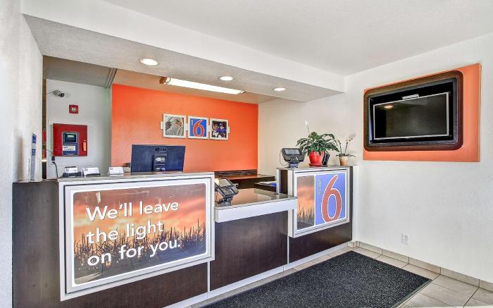 Motel 6 Green Bay, WI
