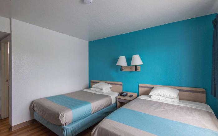 Motel 6 Kansas City, MO - Airport