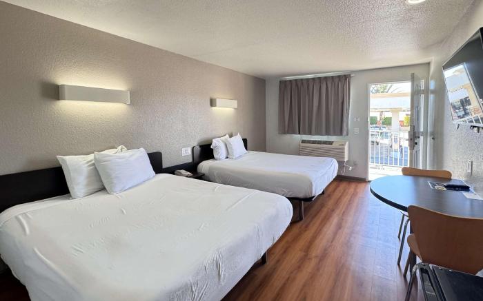 Motel 6 Ontario, CA - Airport