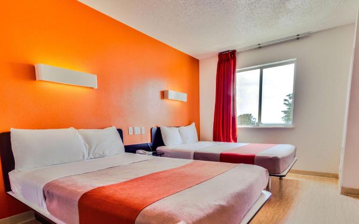 Motel 6 Lewisville, TX - Dallas