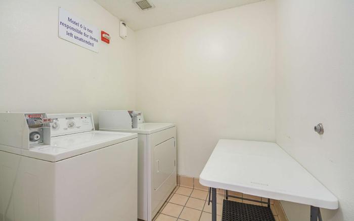 Motel 6 Irving, TX - Irving DFW Airport South