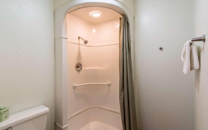 Motel 6 Redding, CA - North