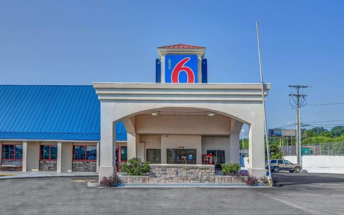 Motel 6 Calhoun, GA