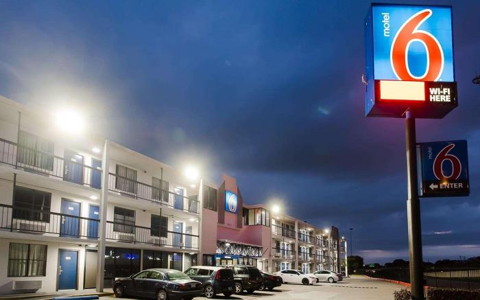 Motel 6 Houston, TX - Medical Center/NRG Stadium