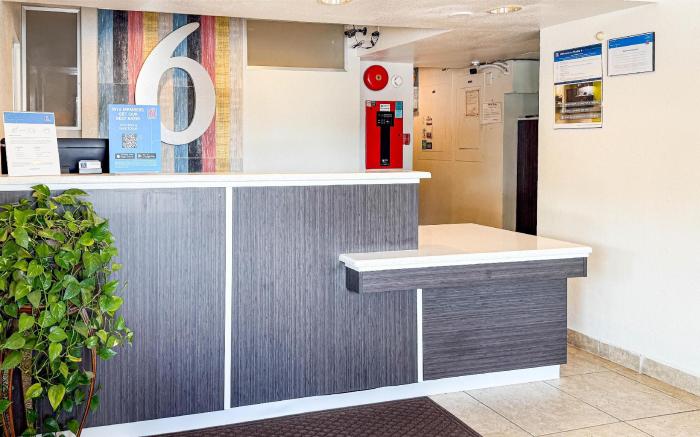 Studio 6  Grand Prairie, TX