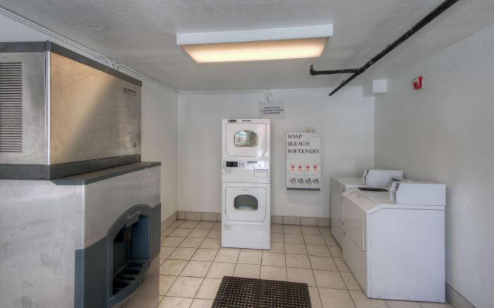 Motel 6 Bradenton, FL