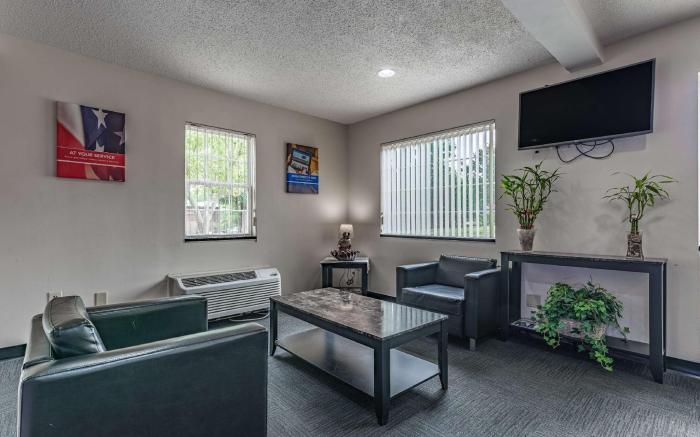 Motel 6 Charlotte, NC - University