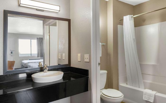 Motel 6 Merced, CA - North