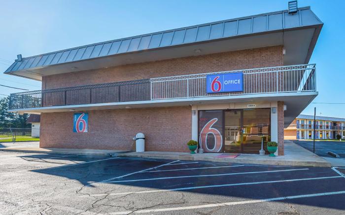 Motel 6 Perry, GA