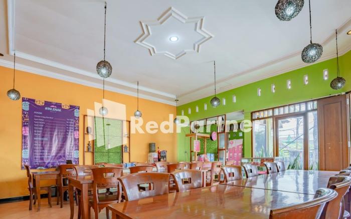 Nafisa Homestay Syariah Near Jatim Park 3 Batu Mitra RedDoorz
