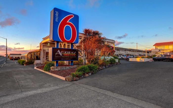 Motel 6 Fort Bragg, CA