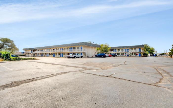 Motel 6 Wichita, KS