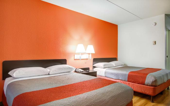 Motel 6 Springfield, MO - North