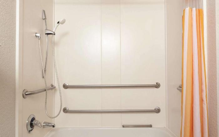 La Quinta Inn & Suites by Wyndham Dallas North Central