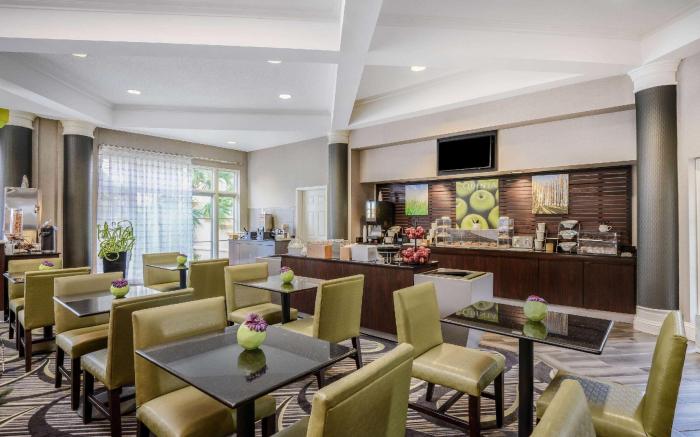 La Quinta Inn & Suites by Wyndham Myrtle Beach Broadway Area
