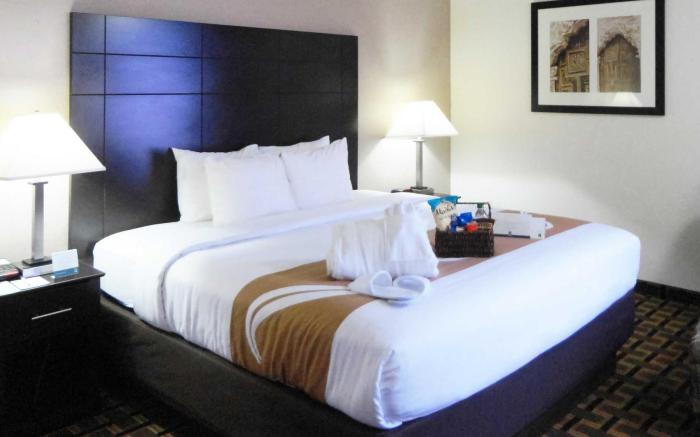 Quality Inn Pasadena - Houston East