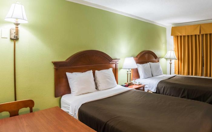 Suburban Studios Florence I-95