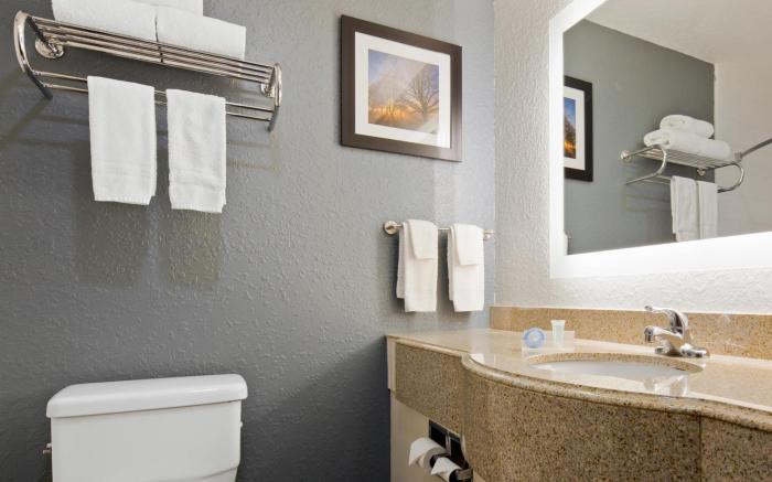 Best Western Waldo Inn & Suites