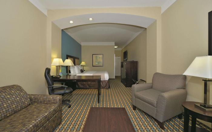 La Quinta Inn & Suites by Wyndham Savannah Airport - Pooler