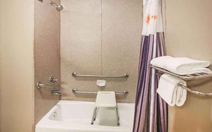 La Quinta Inn & Suites by Wyndham Beaumont West