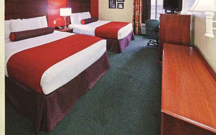 La Quinta Inn & Suites by Wyndham Weatherford