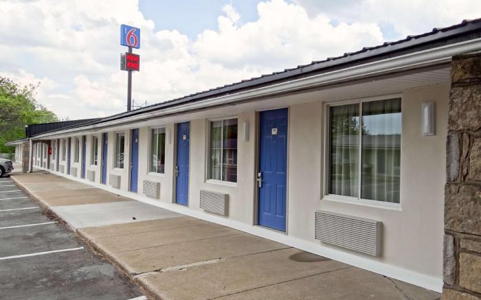 Motel 6 Erie, PA