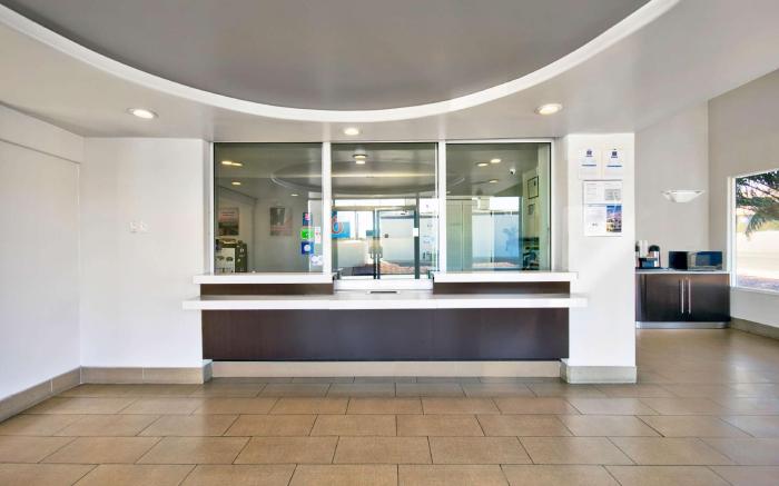 Studio 6  Victorville, CA - Apple Valley