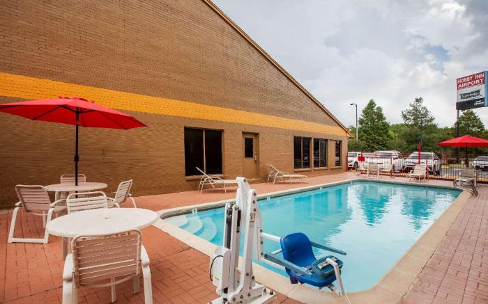 Travelodge by Wyndham Houston Hobby Airport