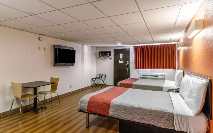 Motel 6 Elizabeth, NJ - Newark Liberty Intl Airport