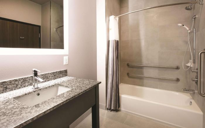 La Quinta Inn & Suites by Wyndham Amarillo Airport