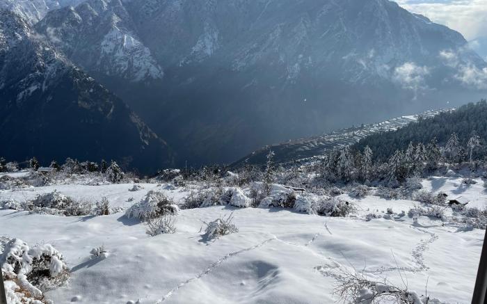 Snow Mount Hotel Auli