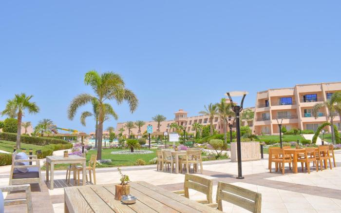 Jasmine Palace Resort And Spa