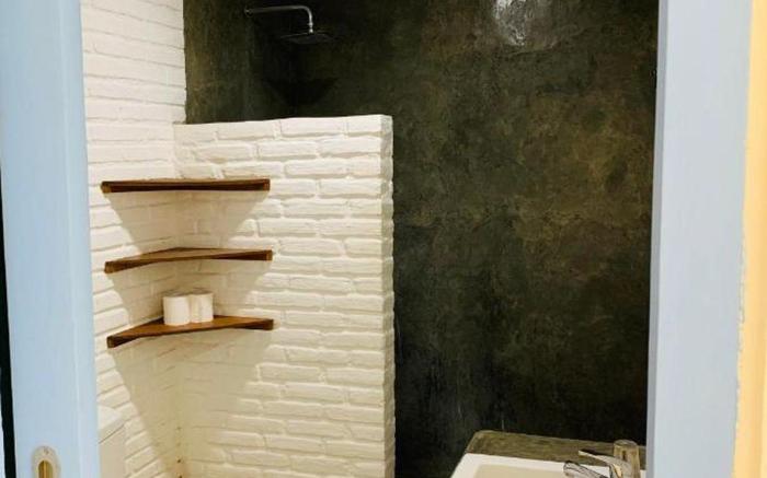 Sunflower Stay And Surf