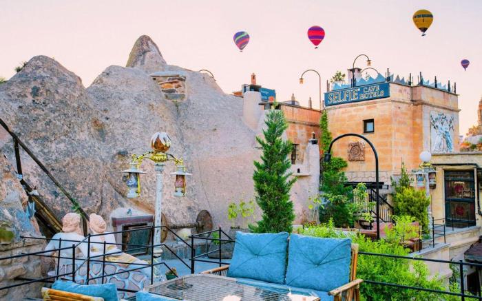 Cappadocia Fairy Chimneys Selfie Cave Hotel