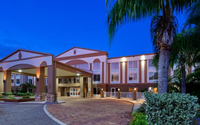 Best Western Plus Ambassador Suites Venice
