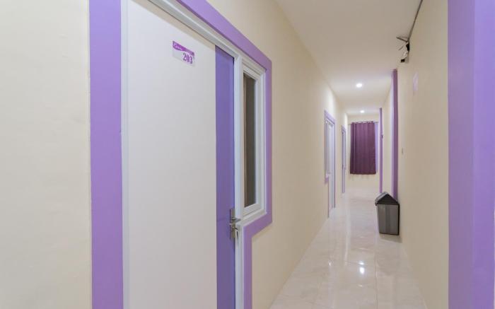 RedDoorz near Trans Studio Bandung 3