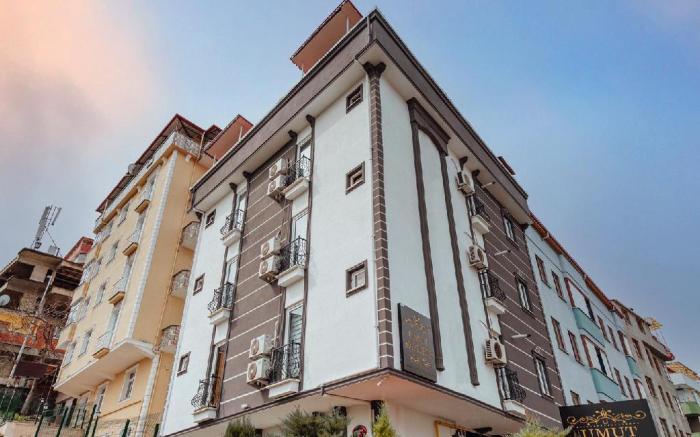 Umut Apartments